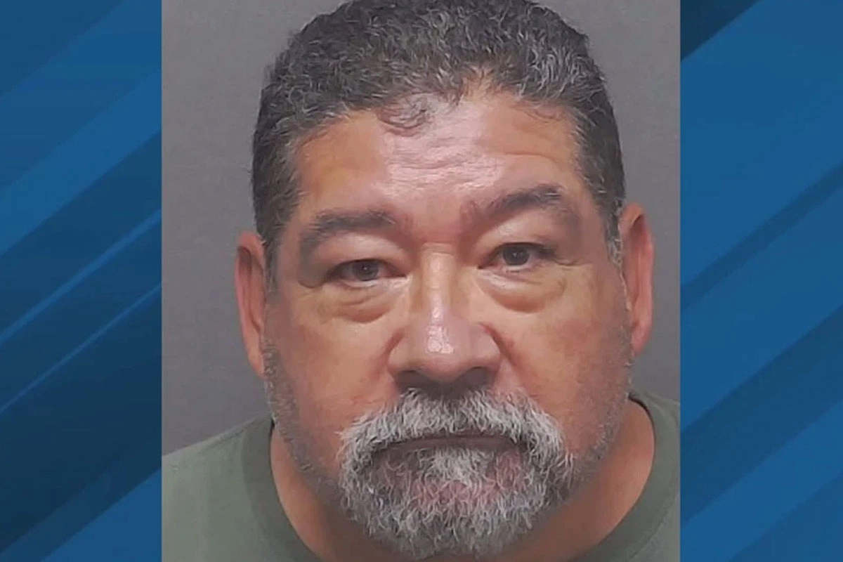 Who is Robert Flores?