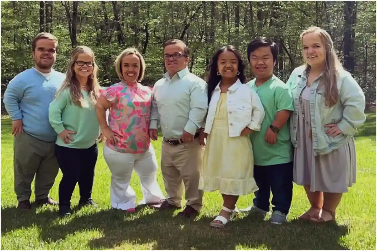 Who Is in the Johnston Family