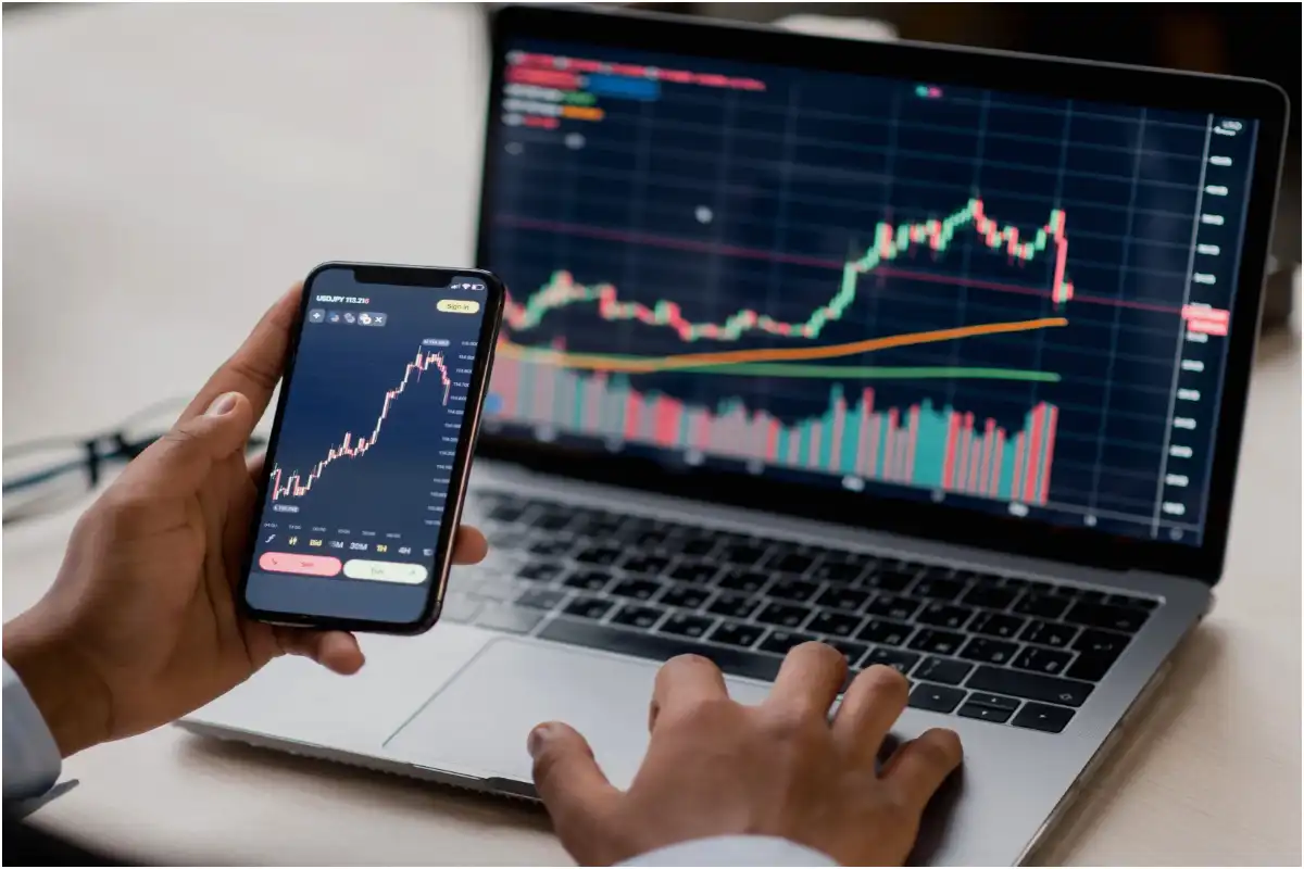 Crypto Market Turmoil $7.5 Billion Liquidated in One Hour