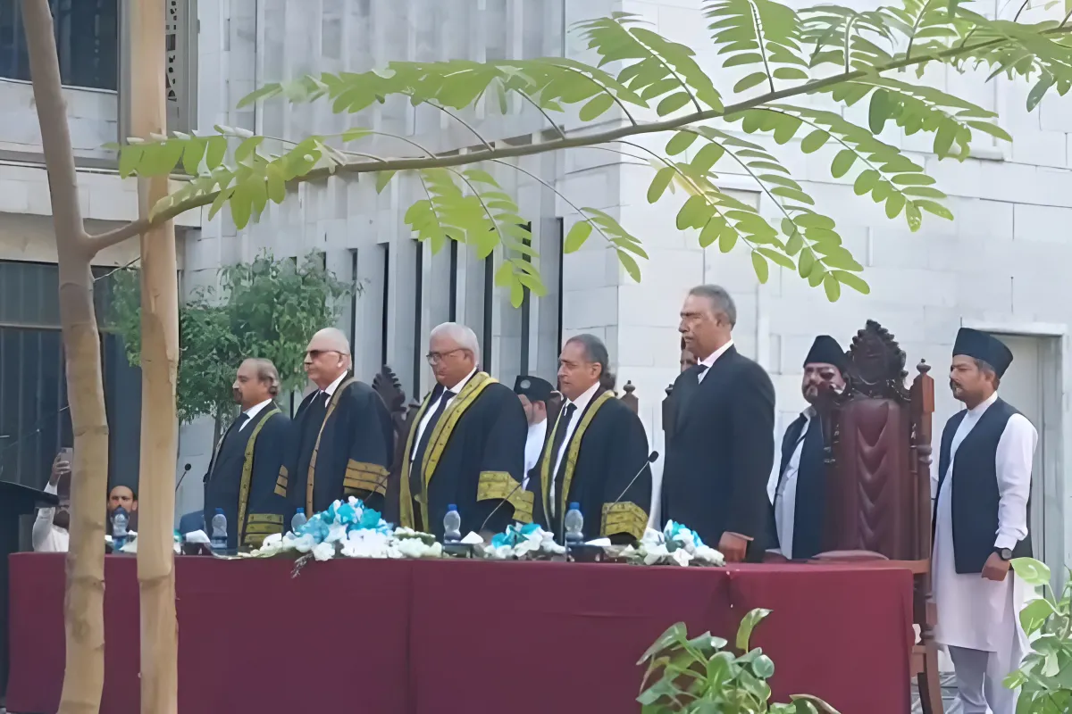 Three Judges Take Oath After Appointment to Federal Constitutional Court
