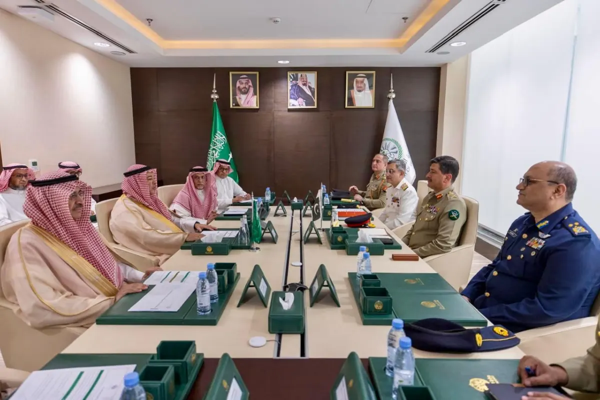 Pak Army CGS Meets Saudi CGS to Boost Military Cooperation