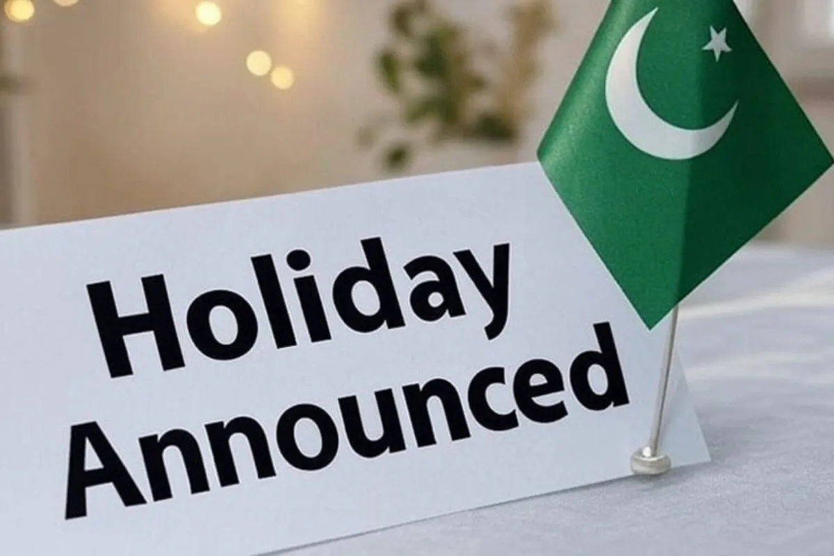 Public Holiday on 05 November