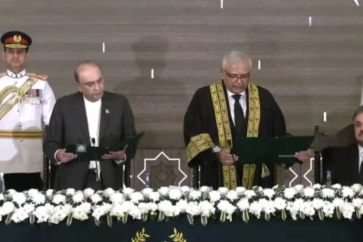 Justice Aminuddin Khan Sworn in as First Chief Justice of Pakistan’s Federal Constitutional Court