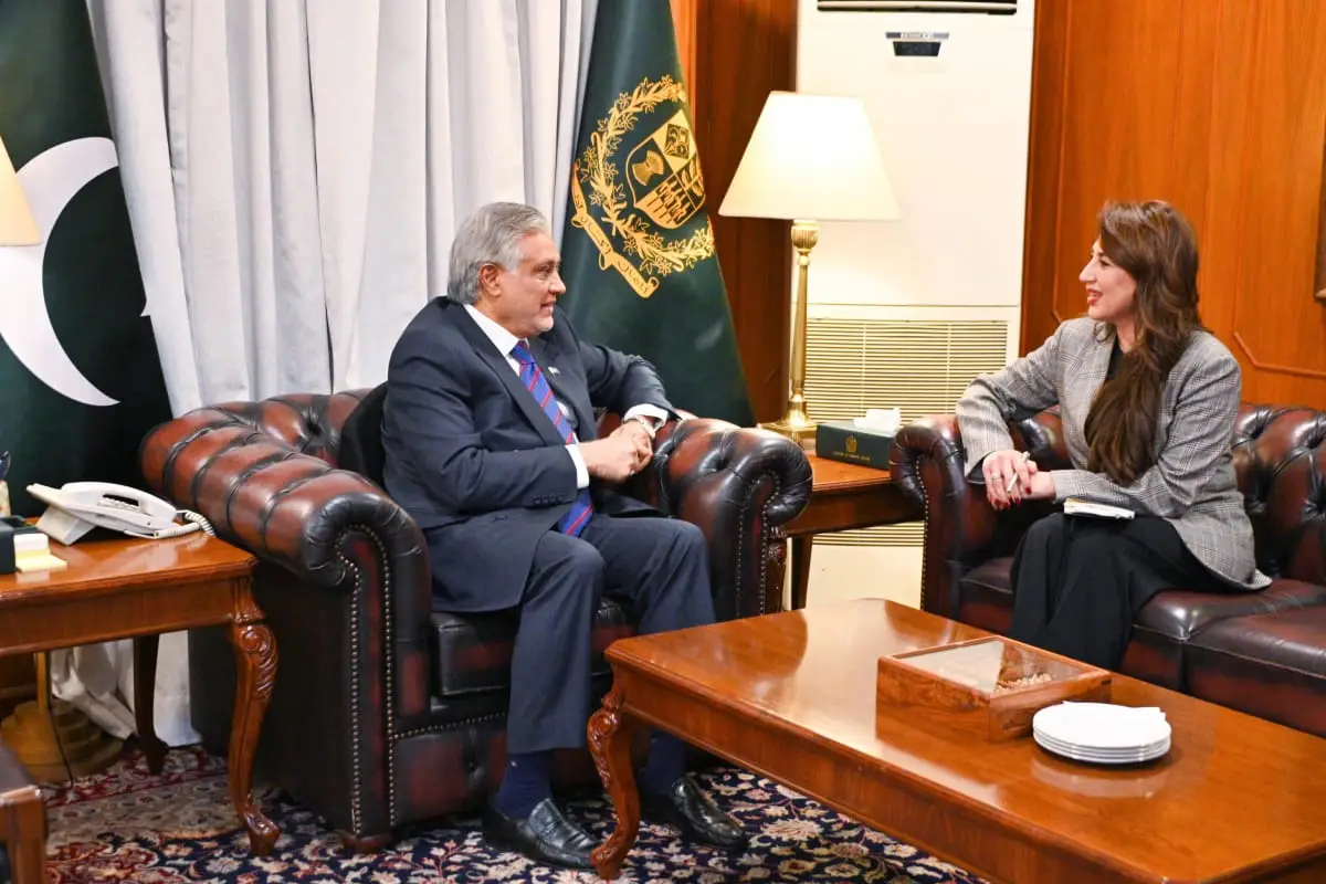 Natalie Baker Meets Ishaq Dar to Boost Pak–U.S. Ties, Discuss Middle East Peace