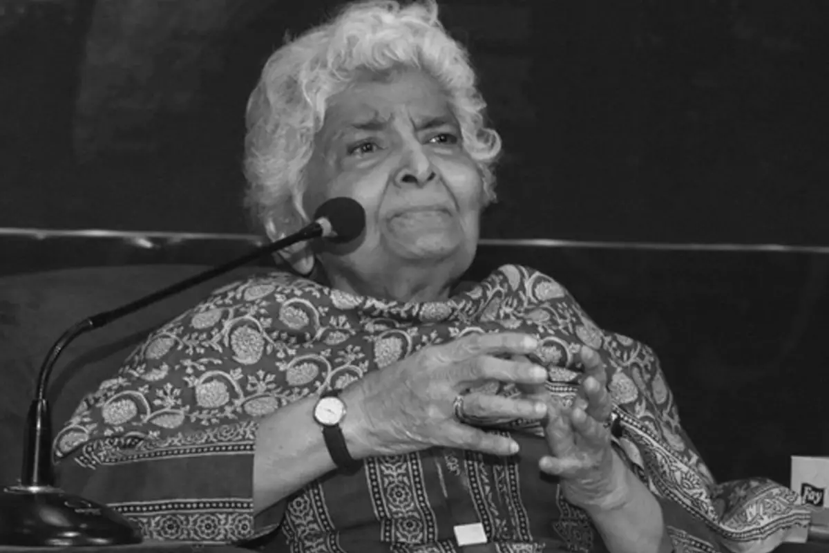 Renowned educationist and human rights activist Dr. Arfa Sayeda Zehra passes away