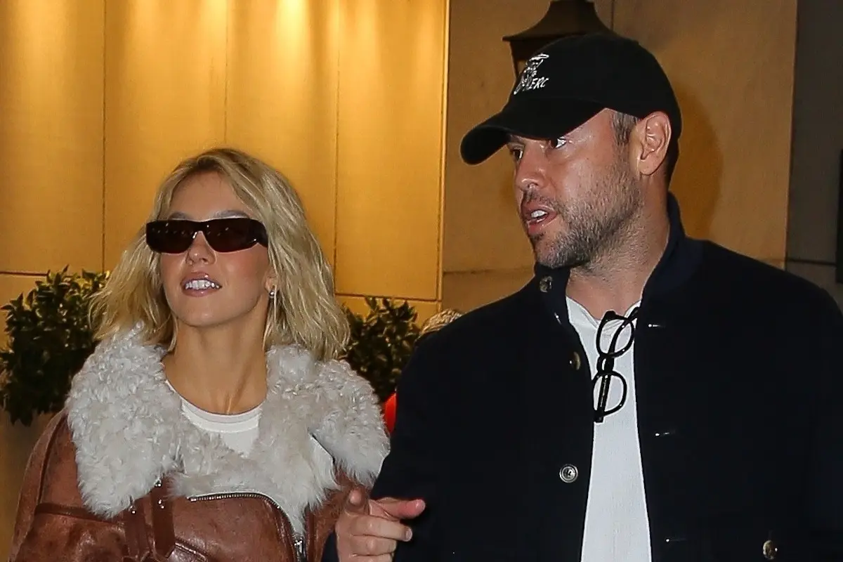 Sydney Sweeney and Scooter Braun Confirm Romance with Public Kiss in Central Park