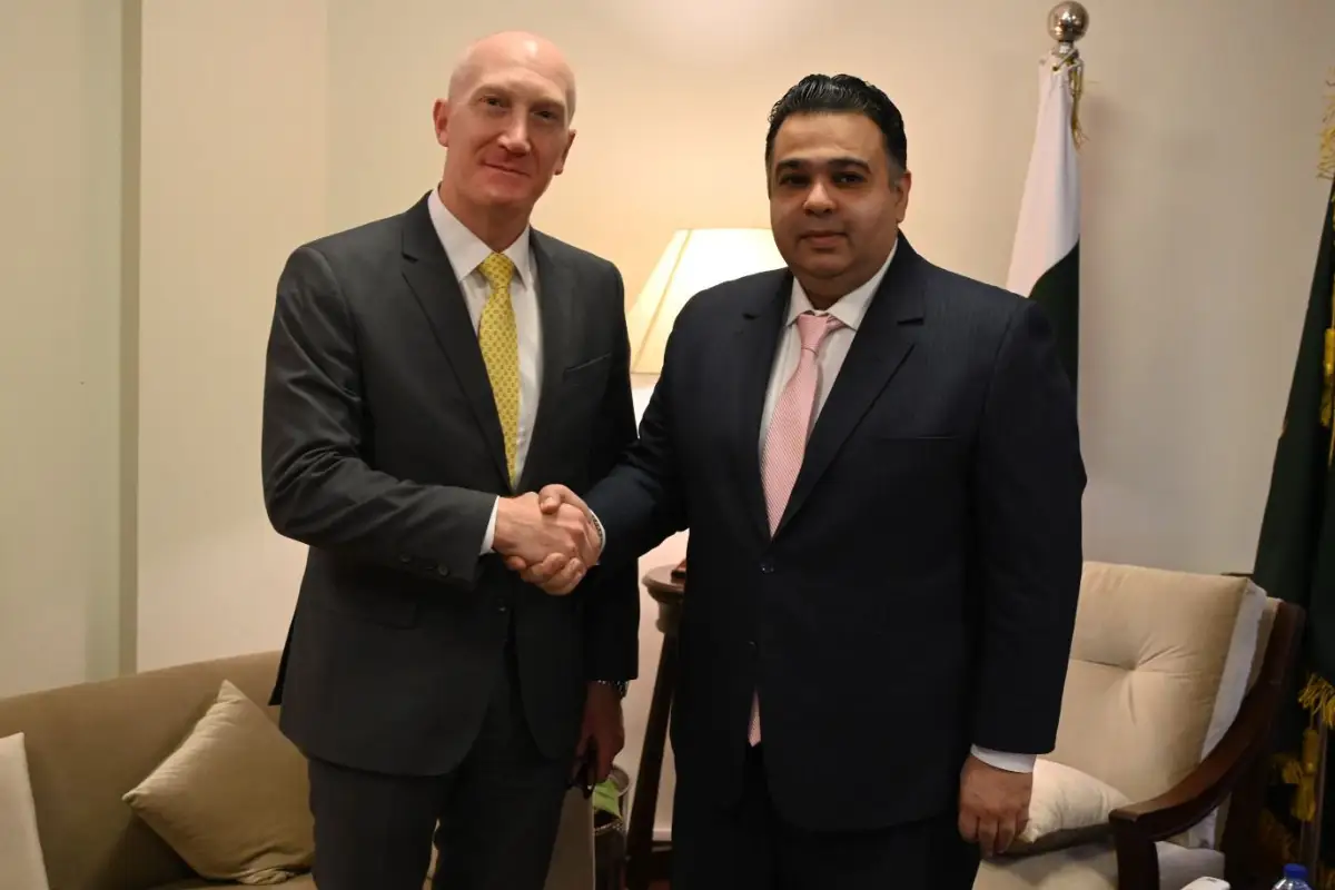 Minister of State / SAPM on Digital Media Fahd Haroon Receives Ambassador of Lebanon