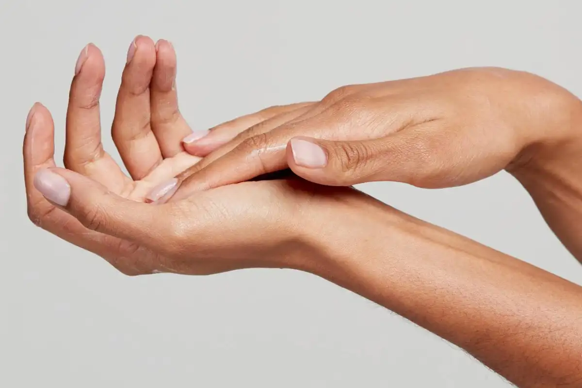 10 Winter Hand-Care Hacks You’ll Wish You Knew Earlier