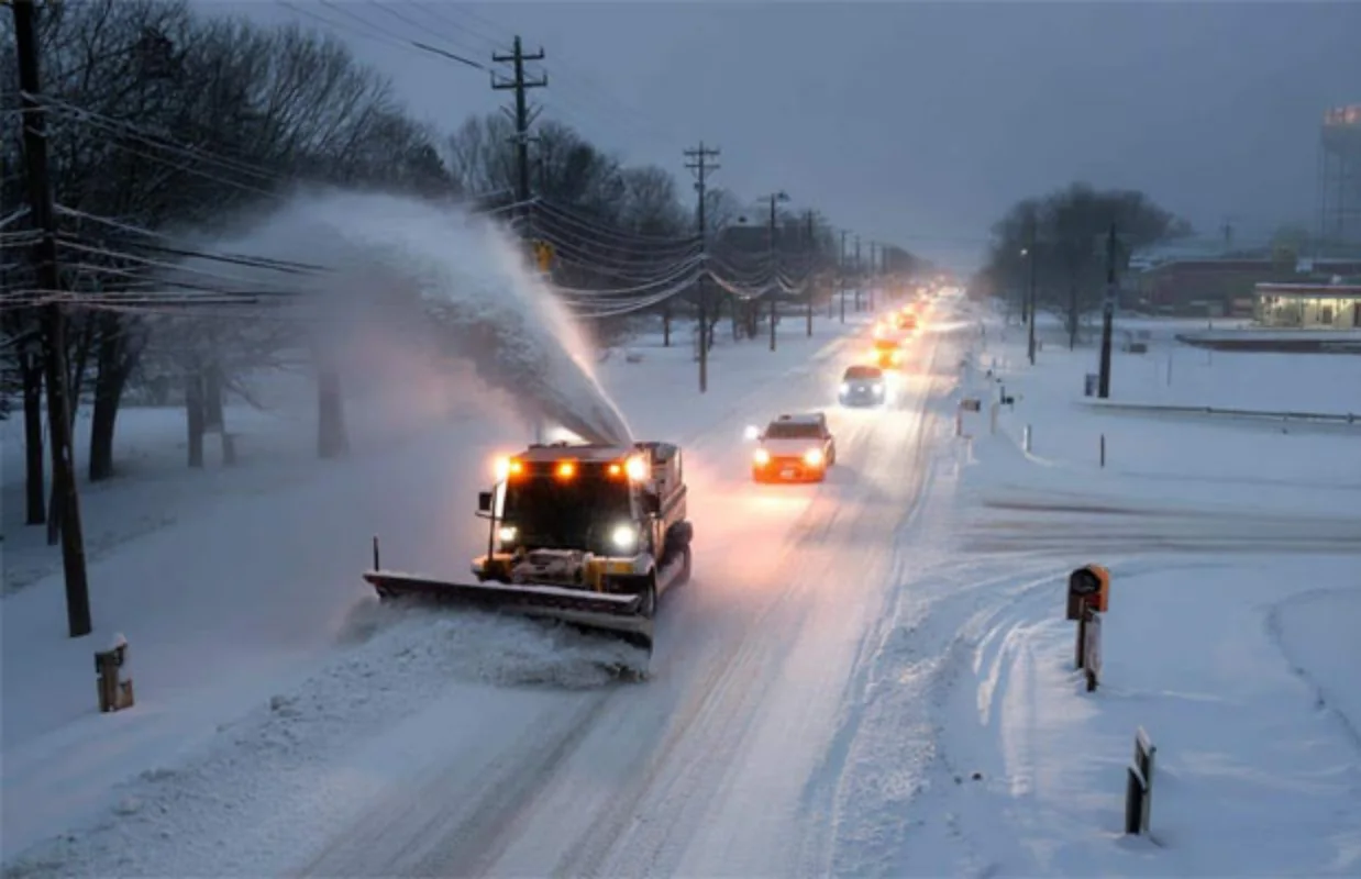 Blizzard Hits Several US States, Heavy Snowfall Disrupts Life