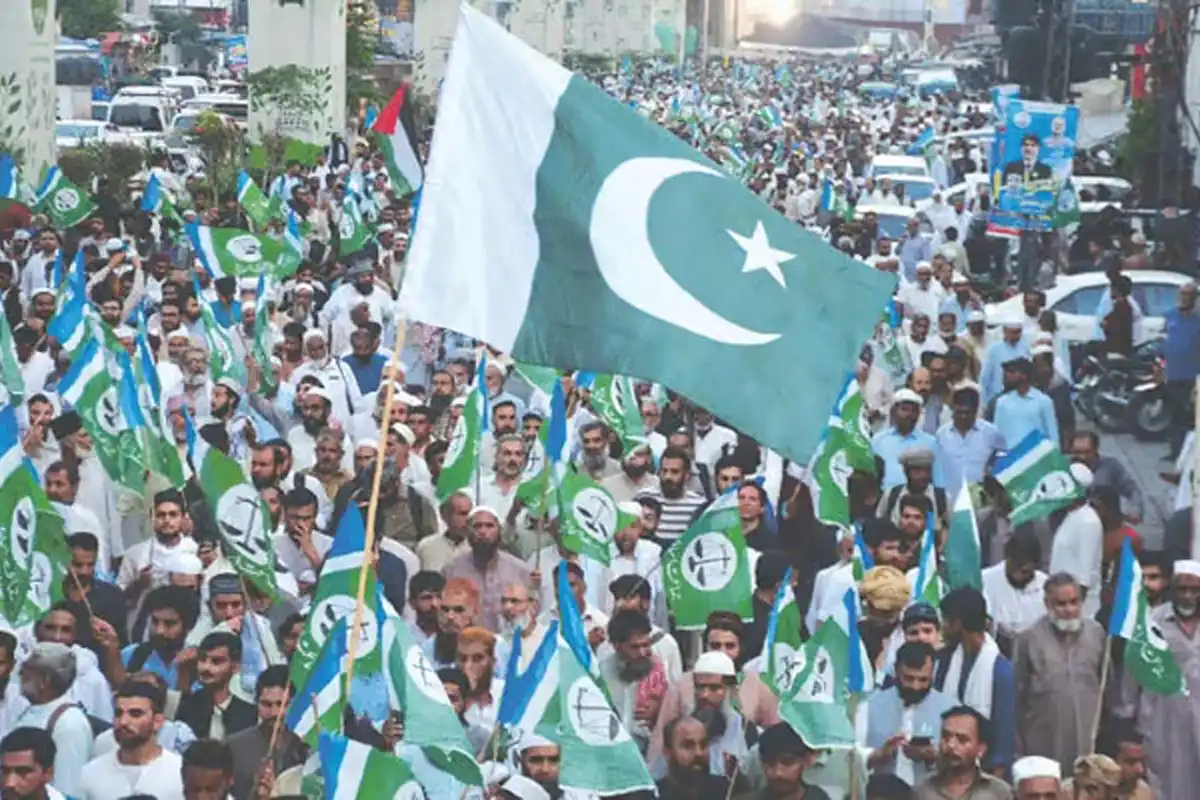 Karachi Roads Traffic Update as JI Holds Protest Sit-Ins