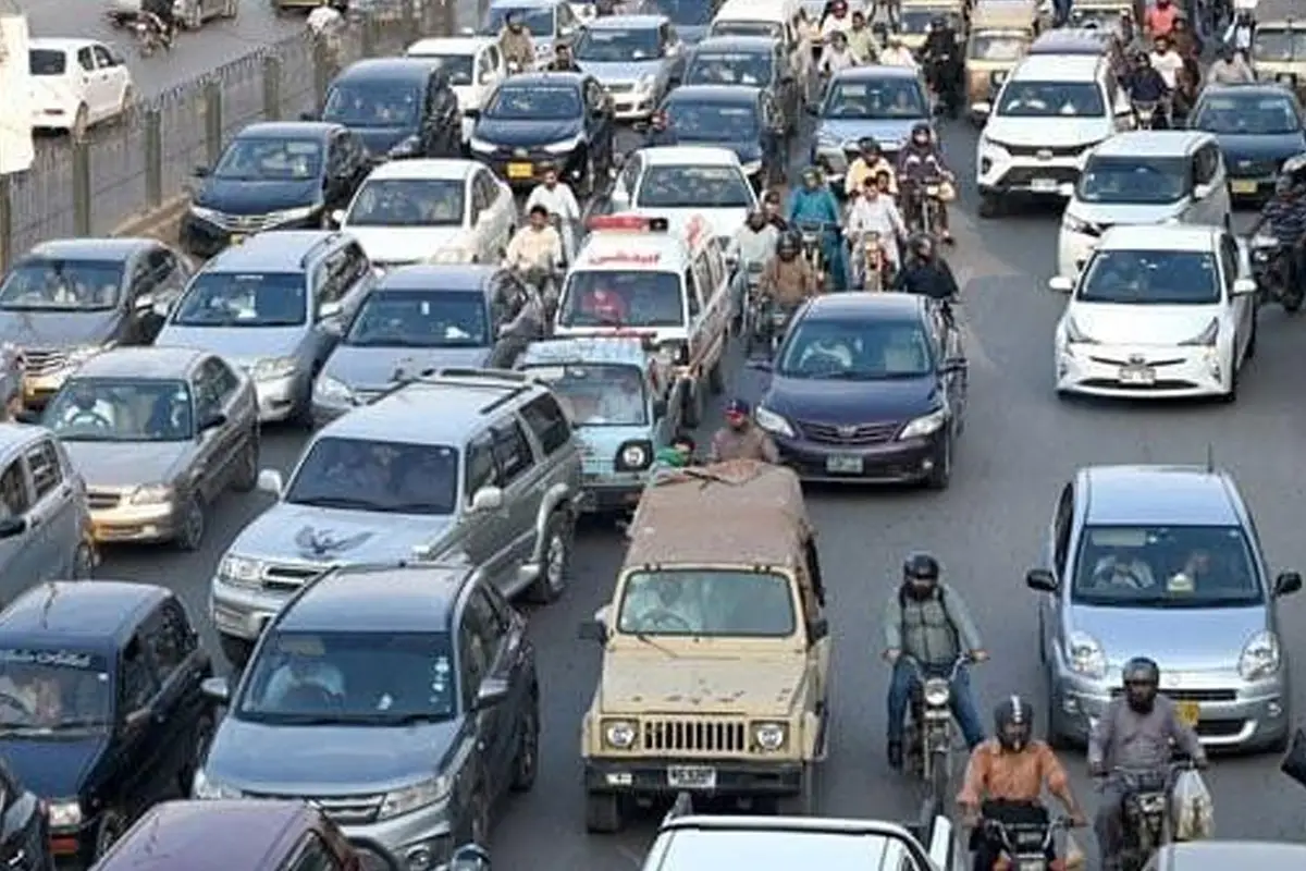 Major Traffic Jam Hits Karachi Near Drigh Road