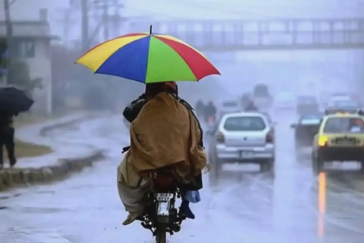 PMD Predicts Rain, Thundershowers, and Intense Cold Across Pakistan