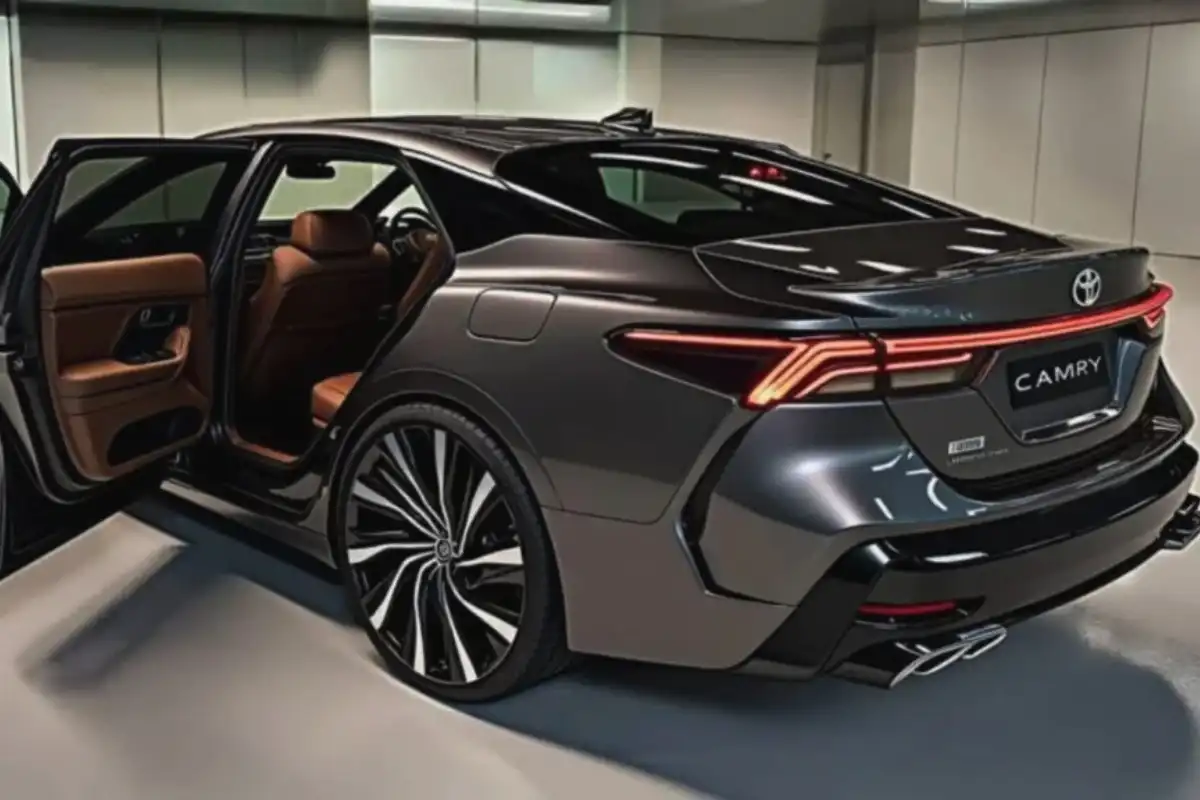 Toyota Camry 2025 Design Hybrid Premium Features