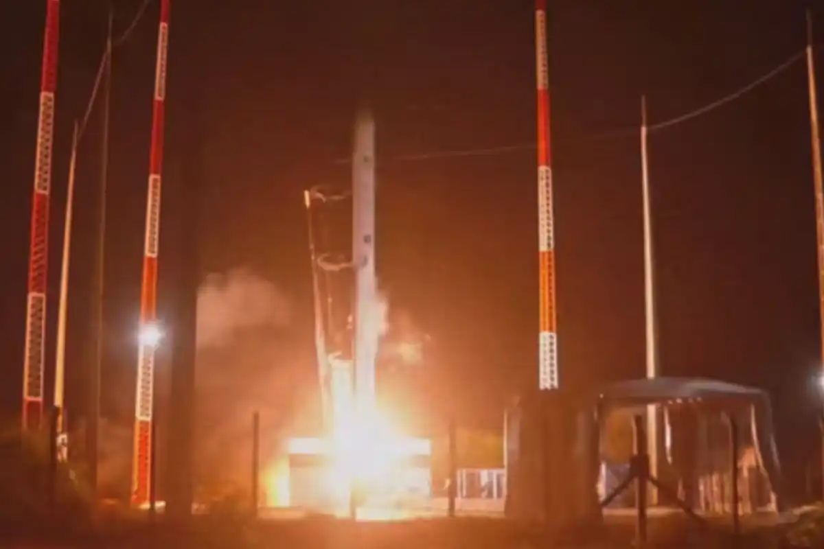 Brazil First Commercial Rocket Crashes After Launch