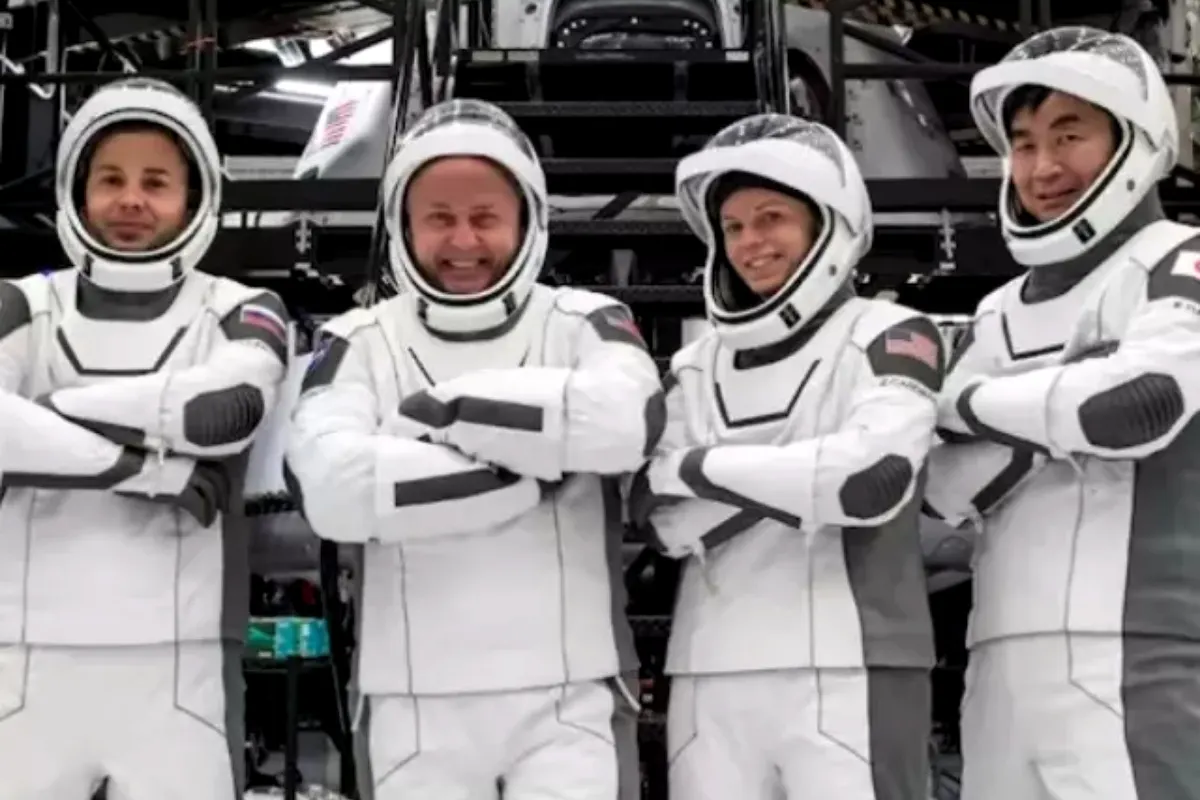 Meet the four astronauts in the first urgent space evacuation