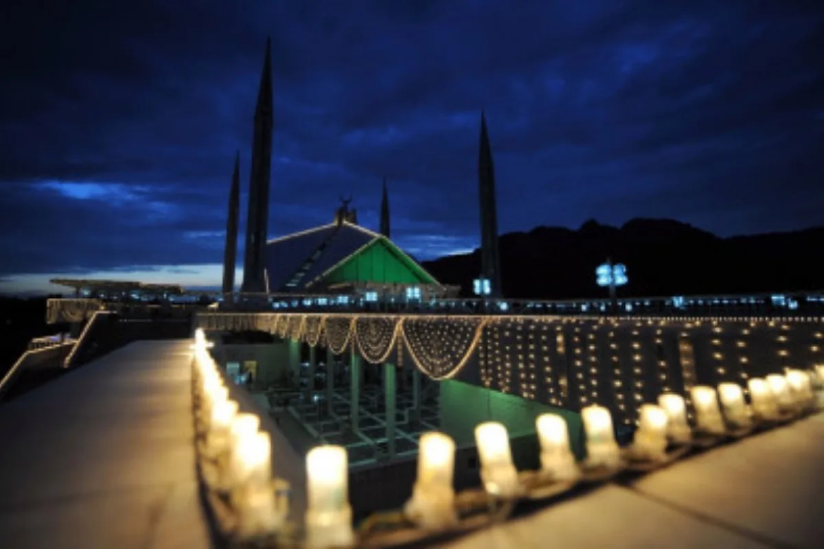 Shab-e-Meraj: President, PM, and Sindh CM Call for Unity and Prayer