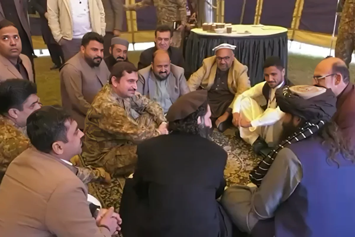 Lahore Corps Commander Meets KP Delegation at National Workshop
