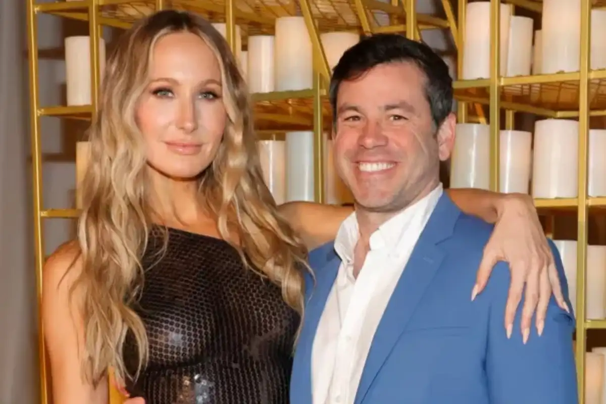 Who Is Nikki Glaser’s Boyfriend Chris Convy? Inside the Golden Globes Host’s Longtime Relationship
