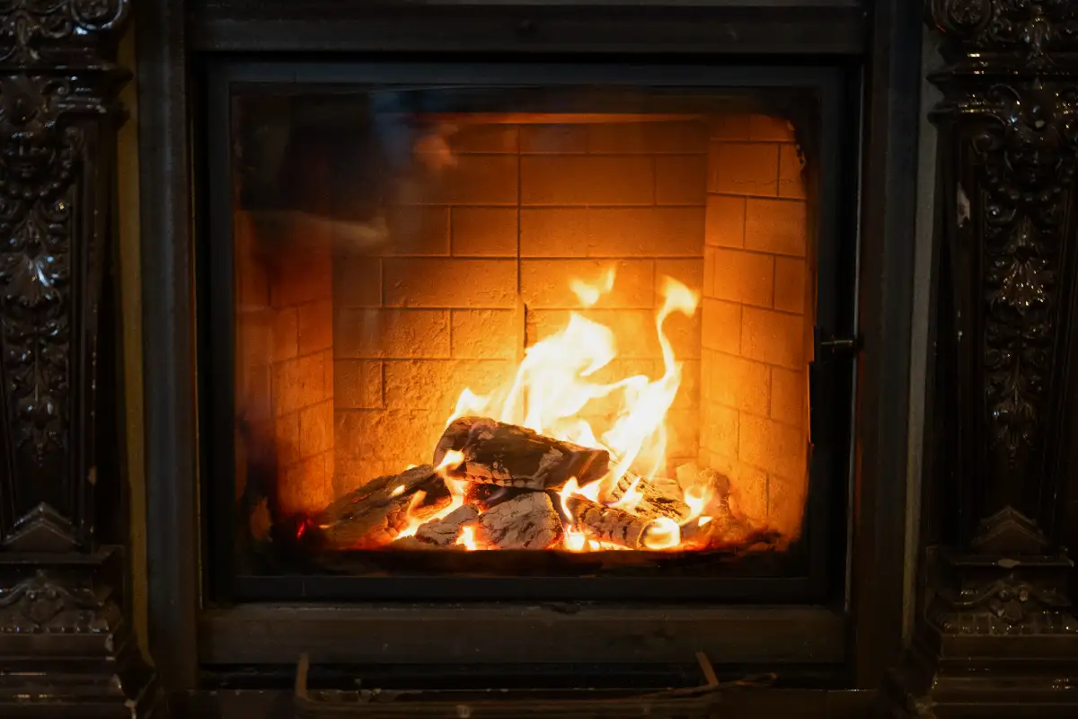 Who Upload 10-Hour Fireplace Video On YouTube