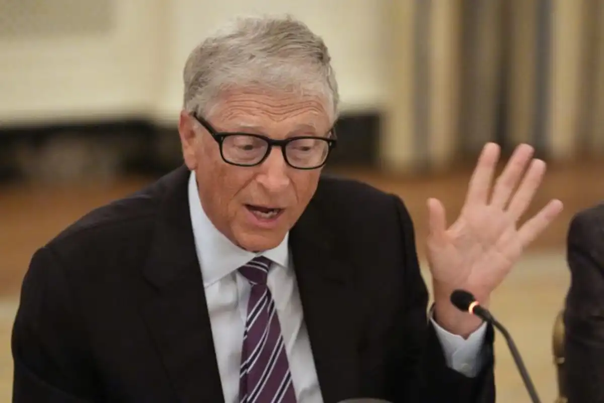 New Epstein Files Allege Bill Gates Sought STD Treatment; Elon Musk Emails Also Revealed