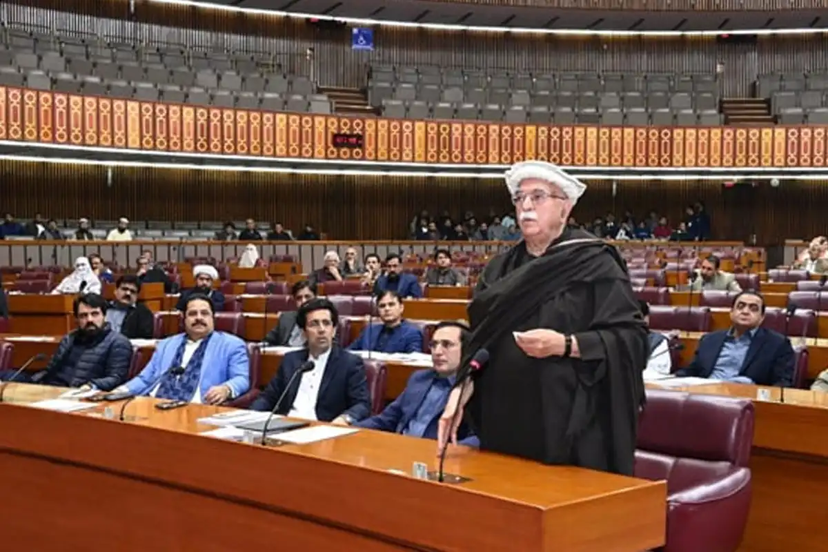 Security official denounces Achakzai’s ‘unfortunate remarks’ on Pak Army