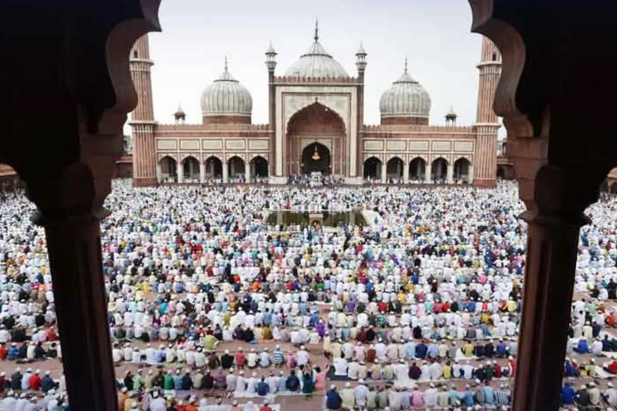 Eid Ul Fitr 2026 Prayer timings in major cities across Pakistan