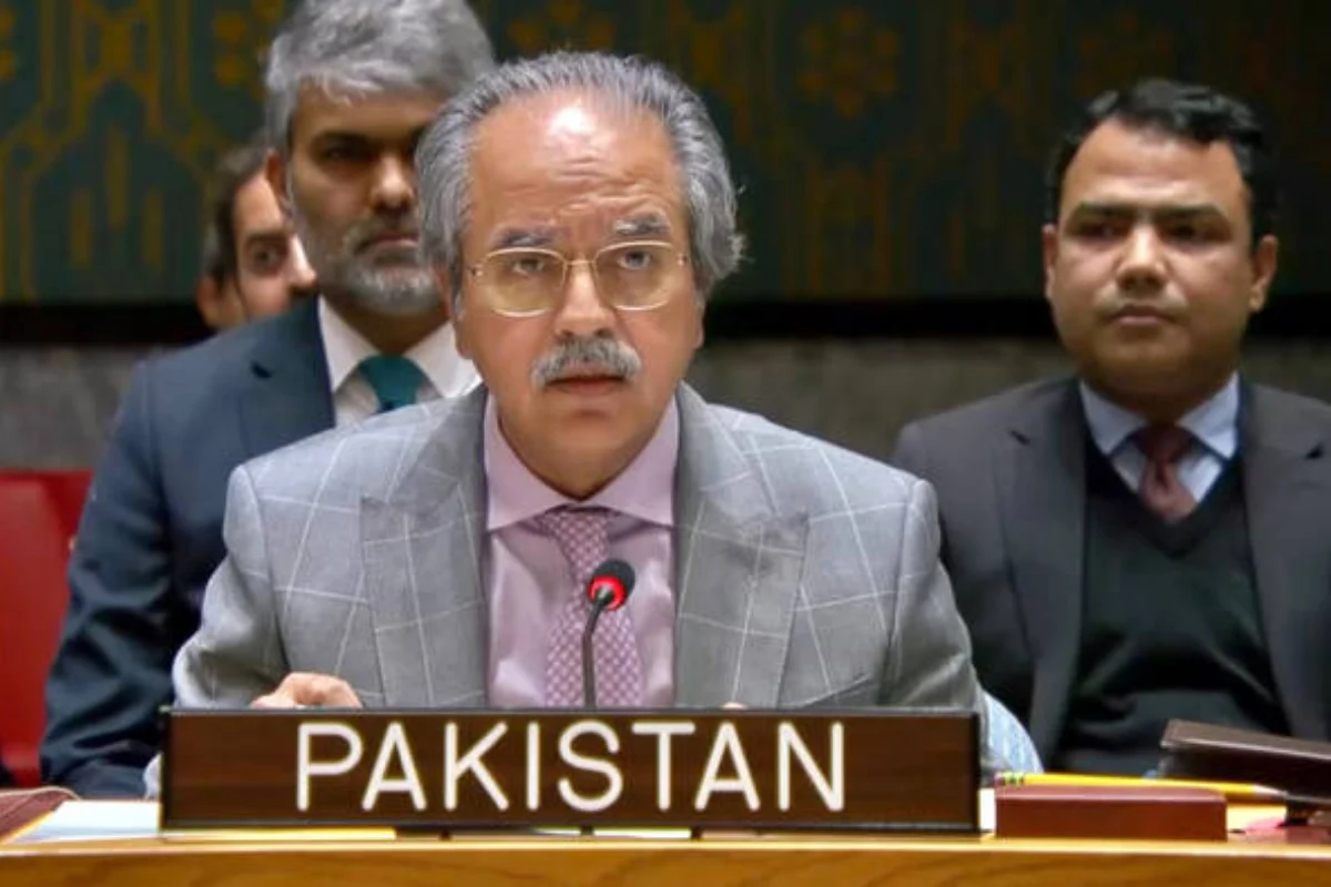 Pakistan Seeks Diplomatic Solution to Iran Conflict