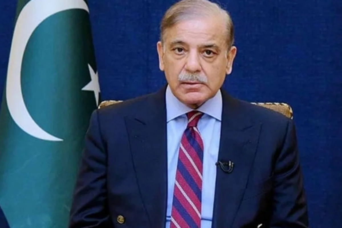 Shehbaz Sharif Freezes Petrol Prices Despite Global Oil Surge