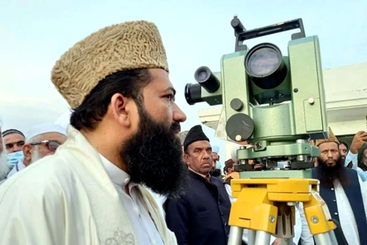 Eid ul Fitr tomorrow or day after? Ruet-e-Hilal Committee meeting underway for Shawwal moon sighting
