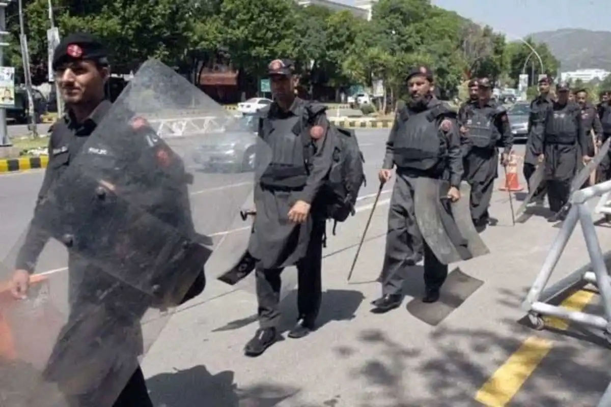 Centre, Balochistan Government Announce Phased Deployment of Federal Constabulary