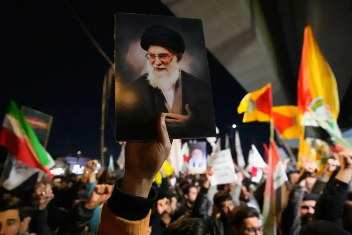 Baghdad Erupts in Protest After Assassination of Iran’s Supreme Leader