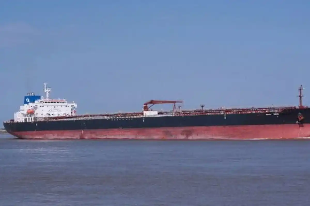 PSO Cargo Ship MT Khairpur Arrives in Karachi