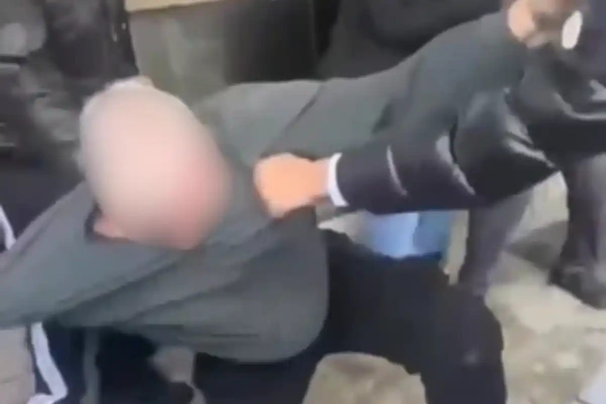 Eight Teens Arrested After Viral Assault on High School Security Guard in Repentigny