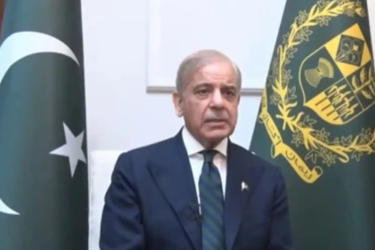 PM Shehbaz Sharif Urges Public to Avoid Unnecessary Travel