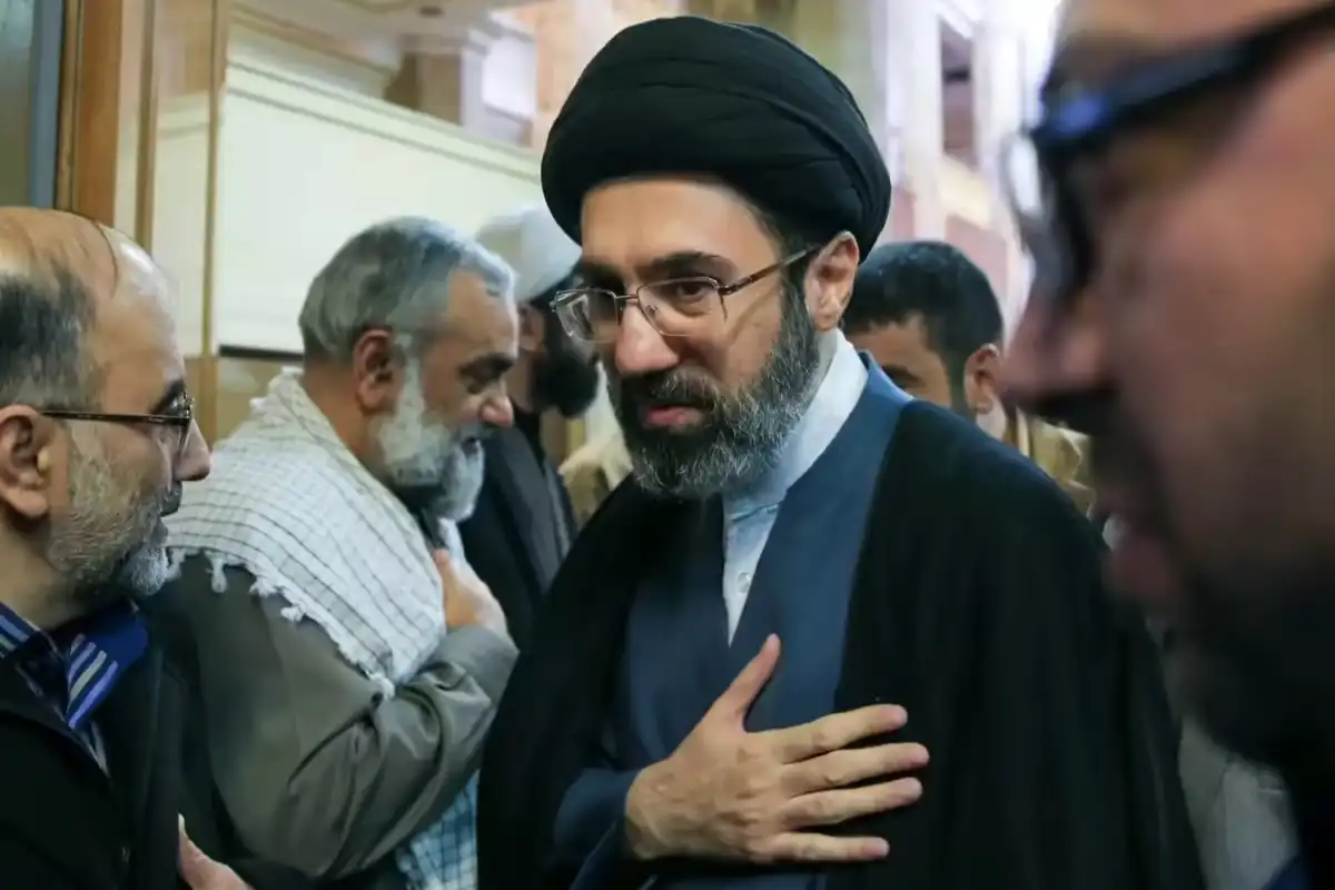 New Iranian Supreme Leader Mojtaba Khamenei Urges Closure of US Bases, Vows to Avenge Martyrs