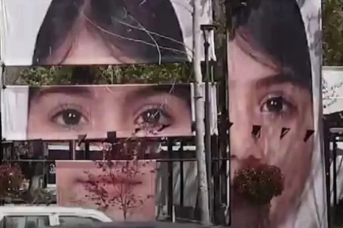 Photos of Martyred Girls in Tehran Move Everyone to Tears