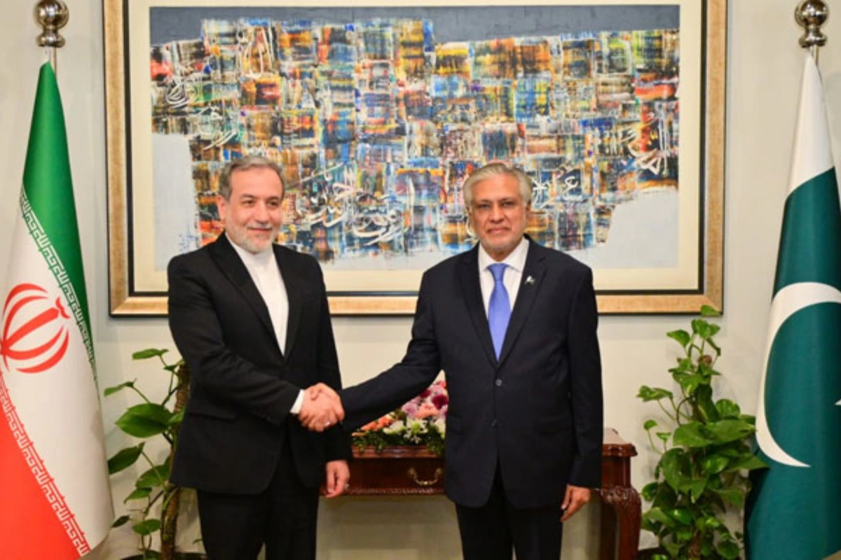 Ishaq Dar Welcomes Iran FM’s Statement on Talks