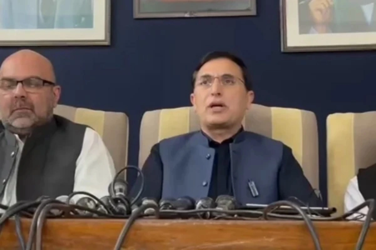 PTI to Hold APC with Like-Minded Parties Over Petrol Price Increase