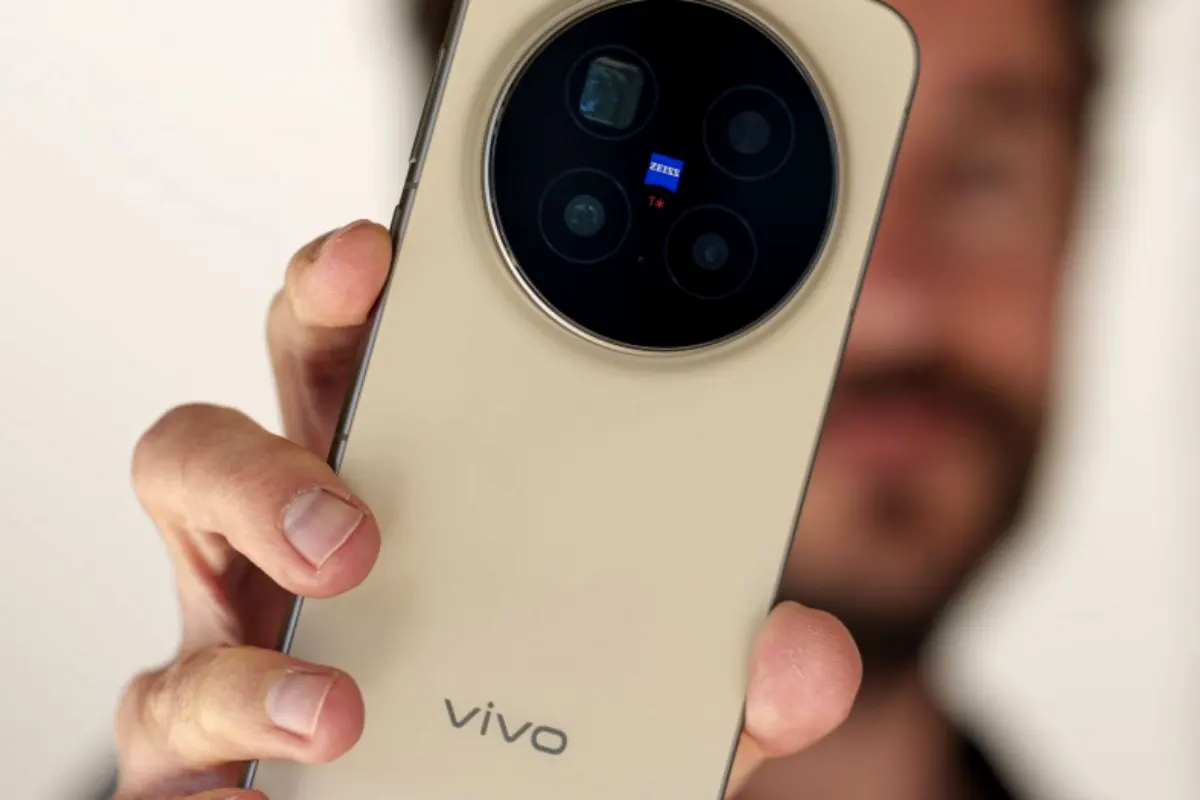 Vivo X500 Series leak reveals display specs ahead of release