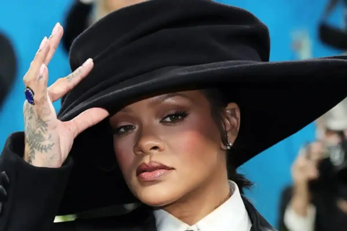 Rihanna Goes Viral After Saying “Shukriya” During Fenty Beauty Event in Mumbai