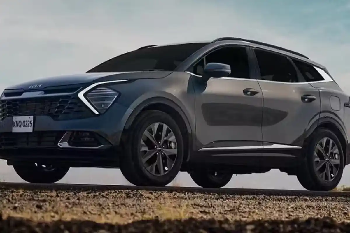 Kia Sportage L HEV Introduces New Dual-Tone Color Options in Pakistan