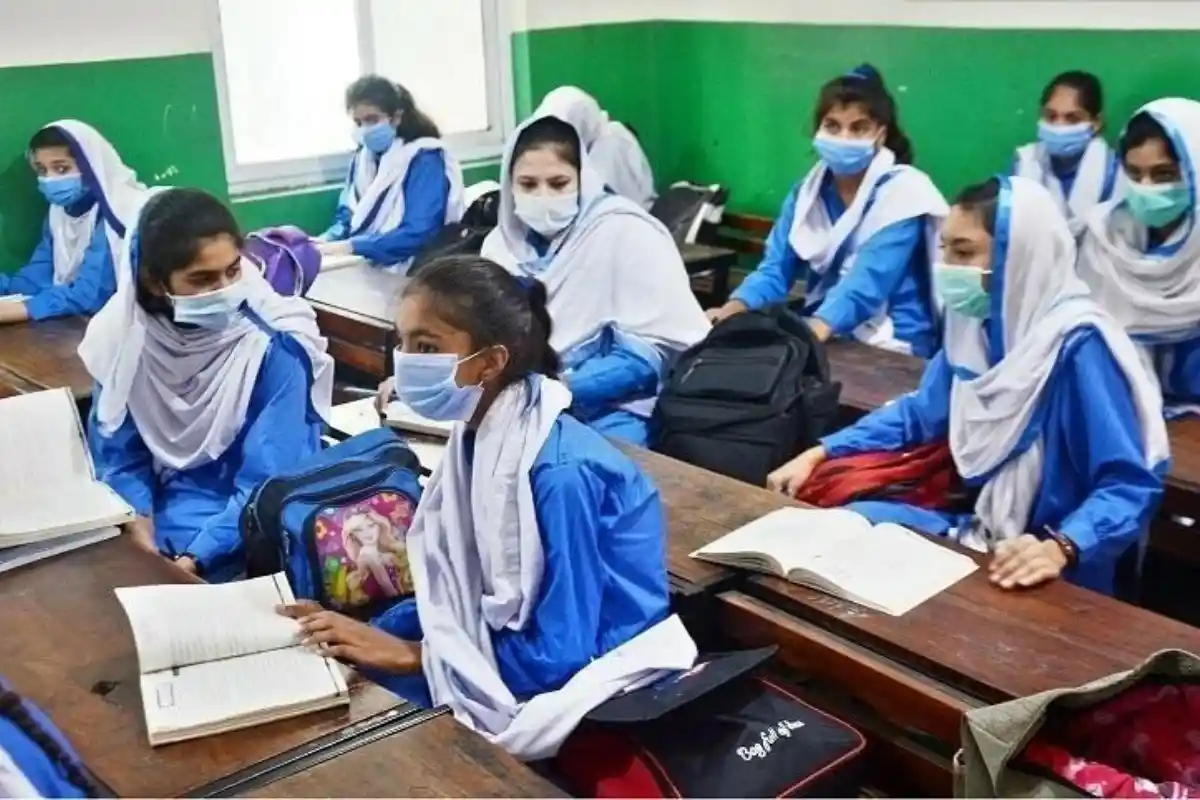 Schools Demand End to Weekly Online Friday Classes