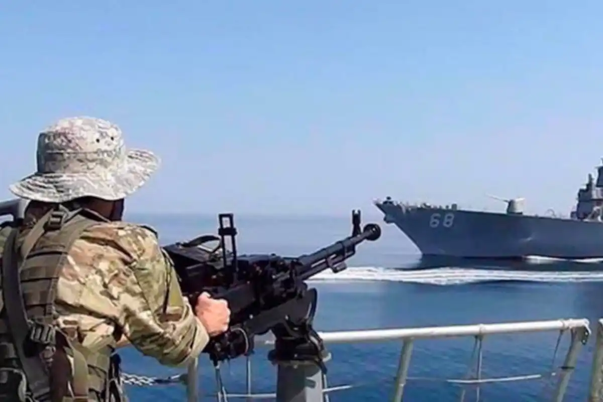 Iran Intercepts Oil Tankers and Reimposes Strait of Hormuz Closure Amid Escalating US Tensions