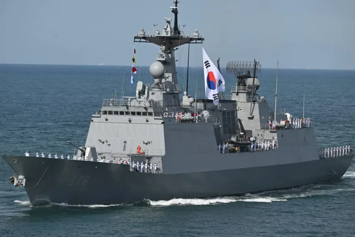 Explosion on South Korean Vessel in Strait of Hormuz: Report