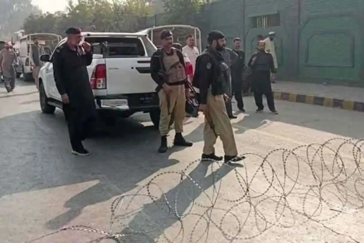 Pakistan Forces Kill 16 Terrorists in Bannu Operation