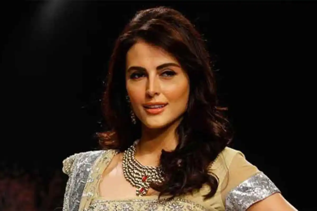 Mandana Karimi Says ‘She Is Leaving India’ Leave Fans Shocked
