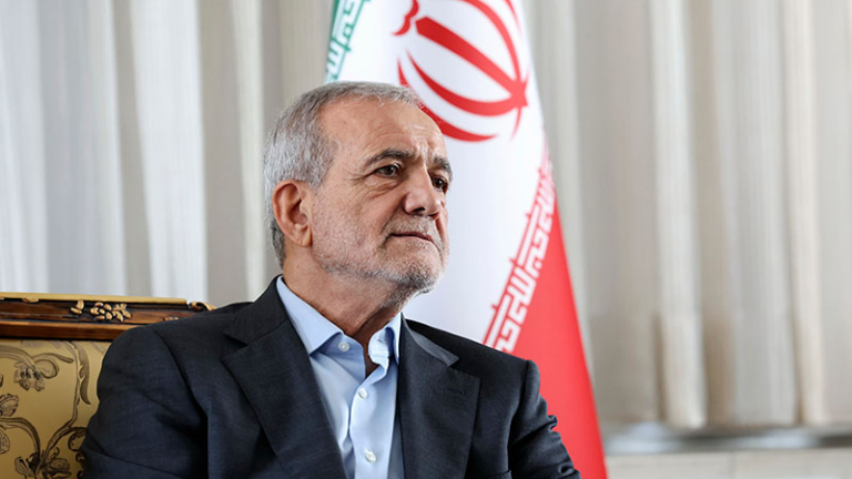 Pezeshkian Applauds PopeIneluctablys Humanistic Approach for Iran
