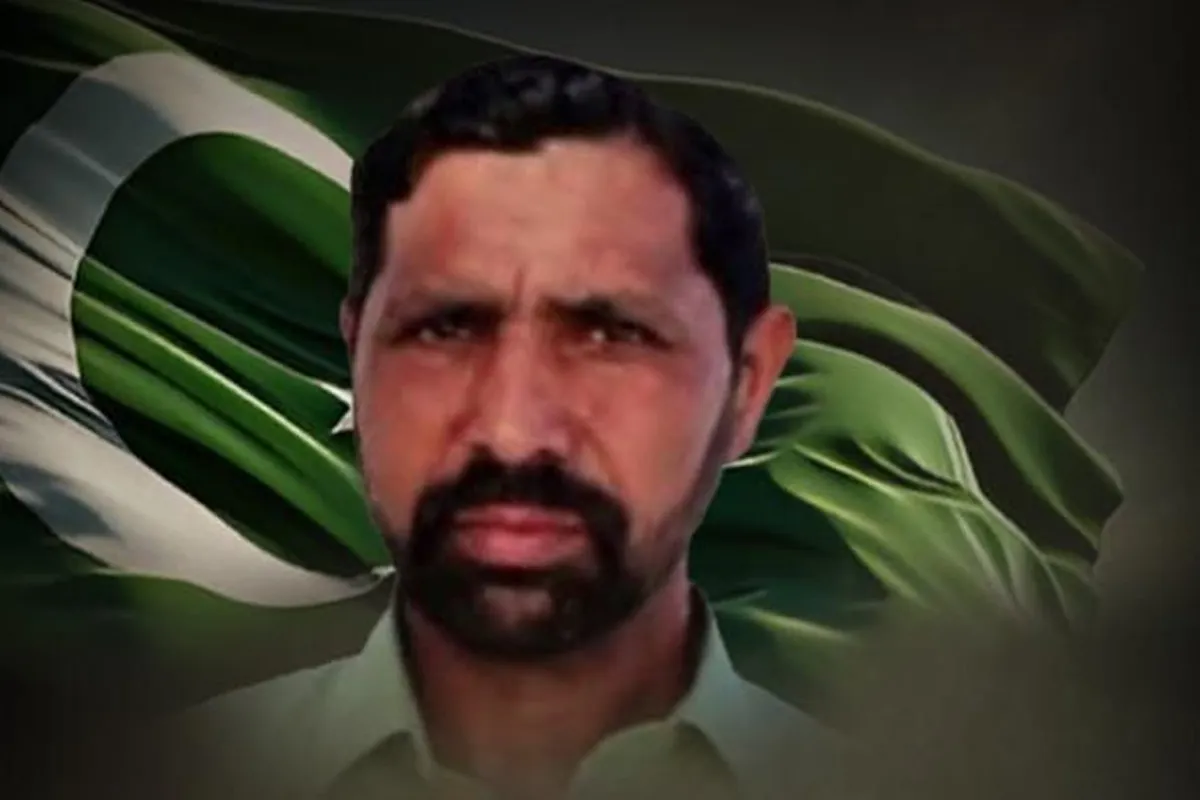President Zardari approves Sitara-e-Shujaat for Liaqat Shaheed for averting major attack