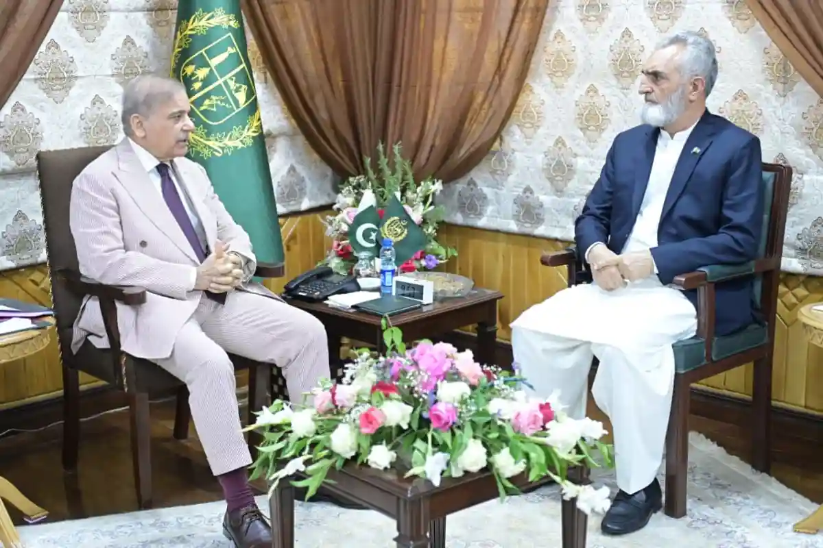 PM Shehbaz Meets Gilgit-Baltistan Leadership to Review Development Projects, Law and Order Situation