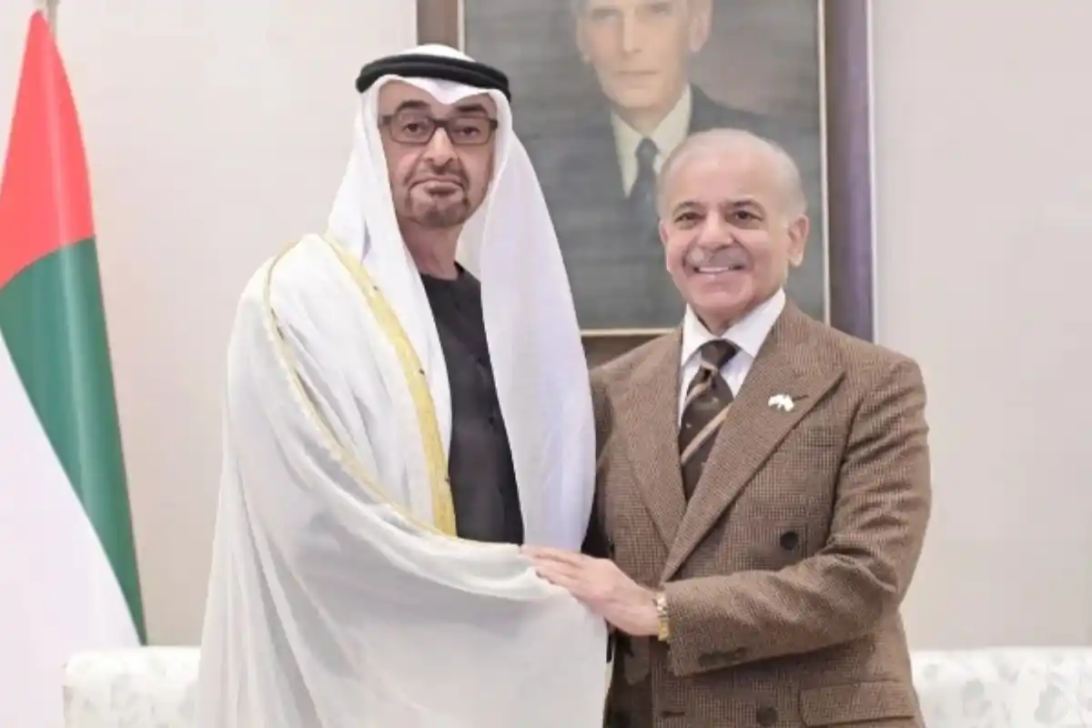 Pakistan Expresses “Full Solidarity” With UAE After Missile and Drone Attacks